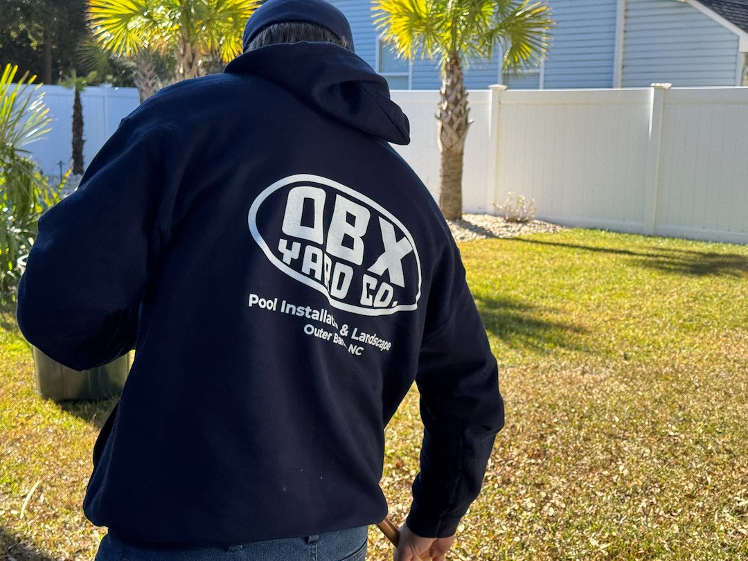 Leaf & Pine Needle Cleanup